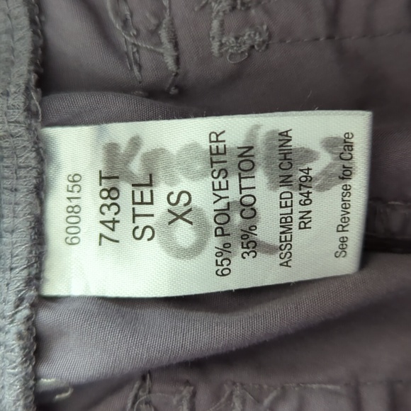 Comfort Collection by Med Couture Nursing Scrub Cargo Pants XS Grey - Picture 3 of 16